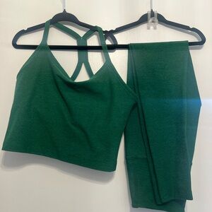 Beyond Yoga Summer Thyme Green Set